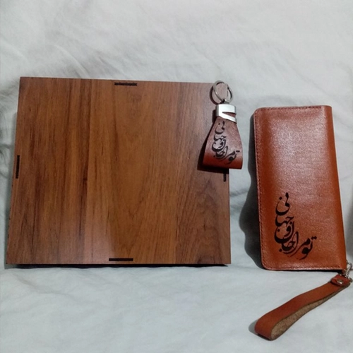 ست هدیه زنانه و مردانه برند چرماهنگ