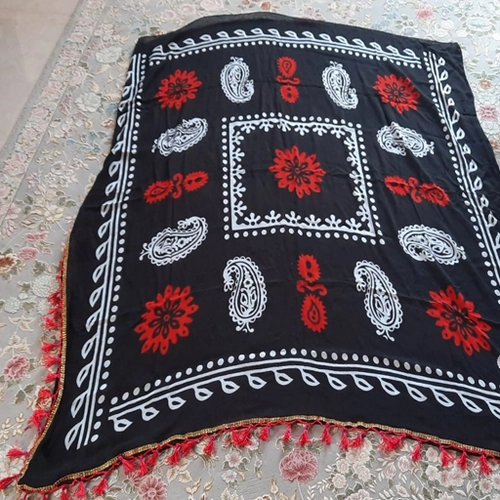 شال و روسری سنتی زنانه